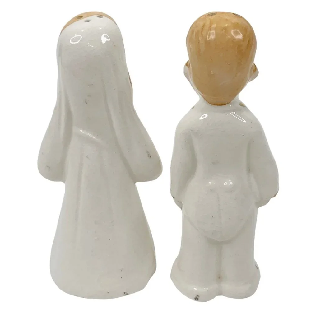 Vintage Salt Pepper Shaker Set Bride Groom Wedding Cake Topper Couple Japan MCM